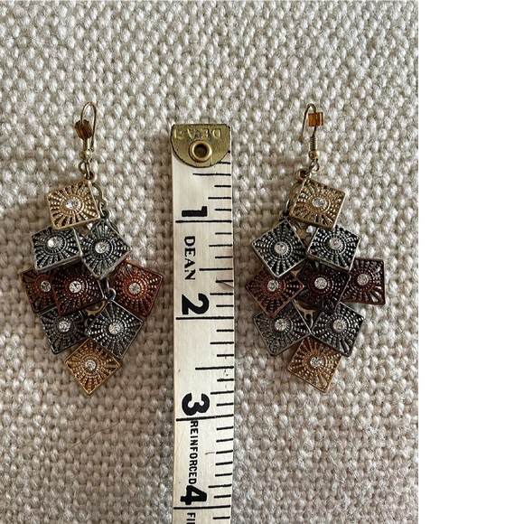 CHANDELIER EARRINGS - Picture 3 of 4